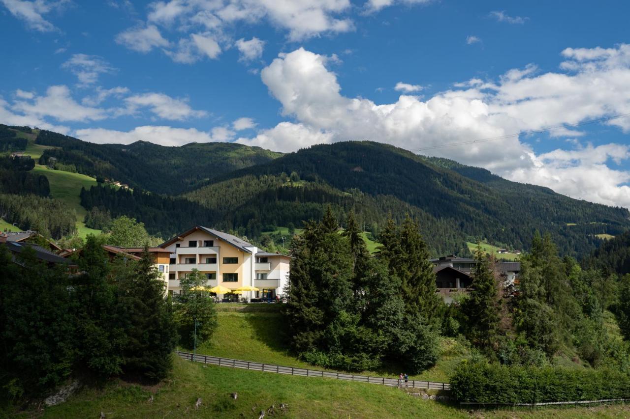 Wander- Und Familienhotel Erika Wagrain Dış mekan fotoğraf